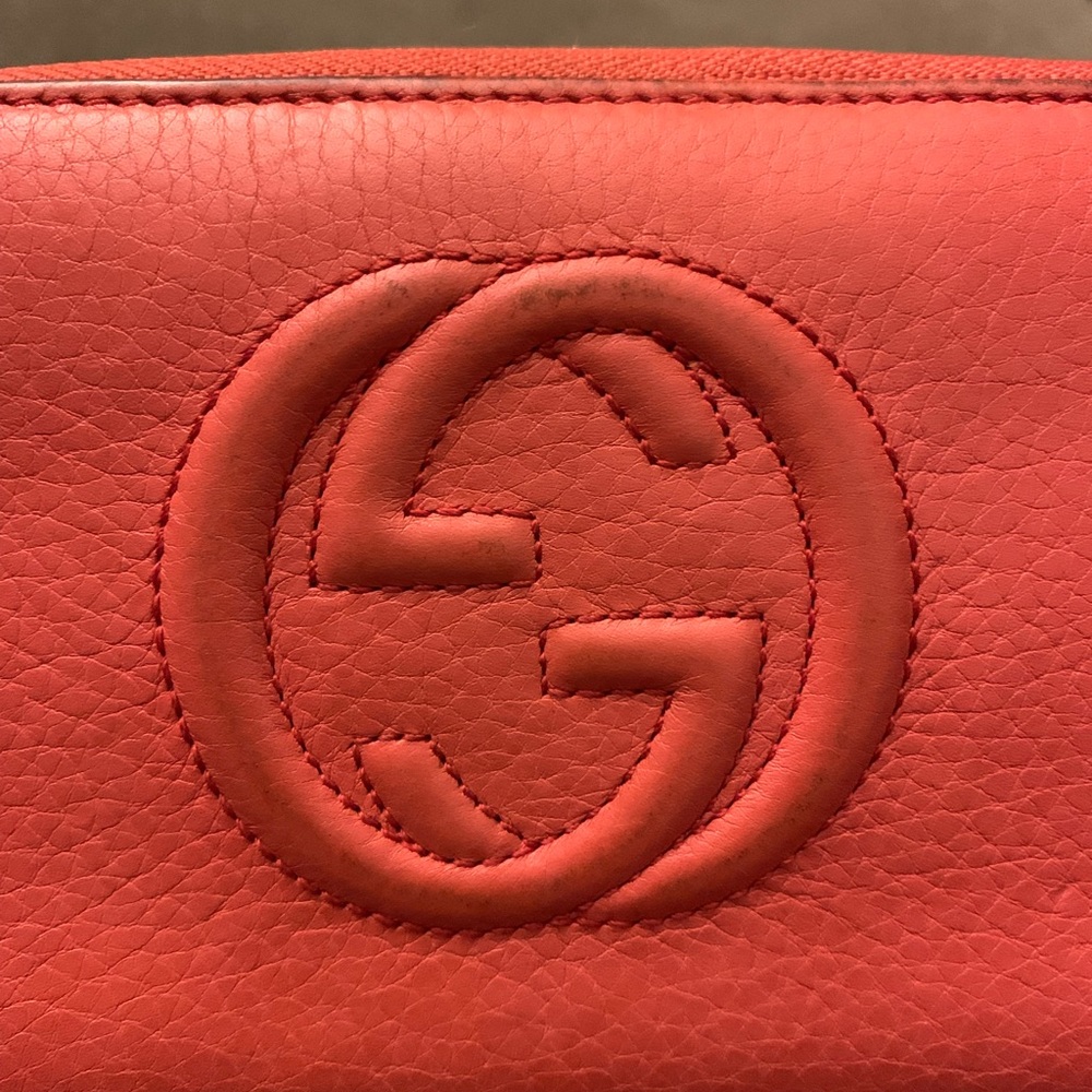 Gucci long wallet